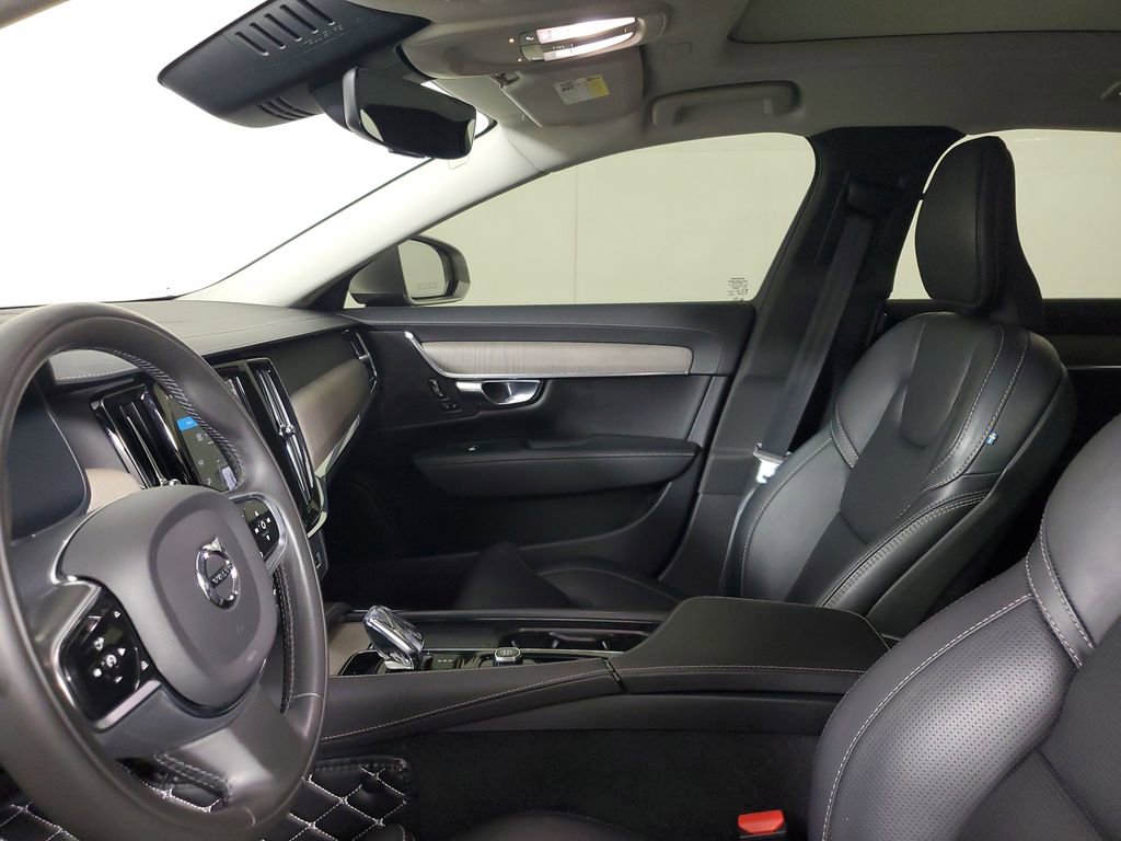 2022 Volvo S90 B6 Inscription