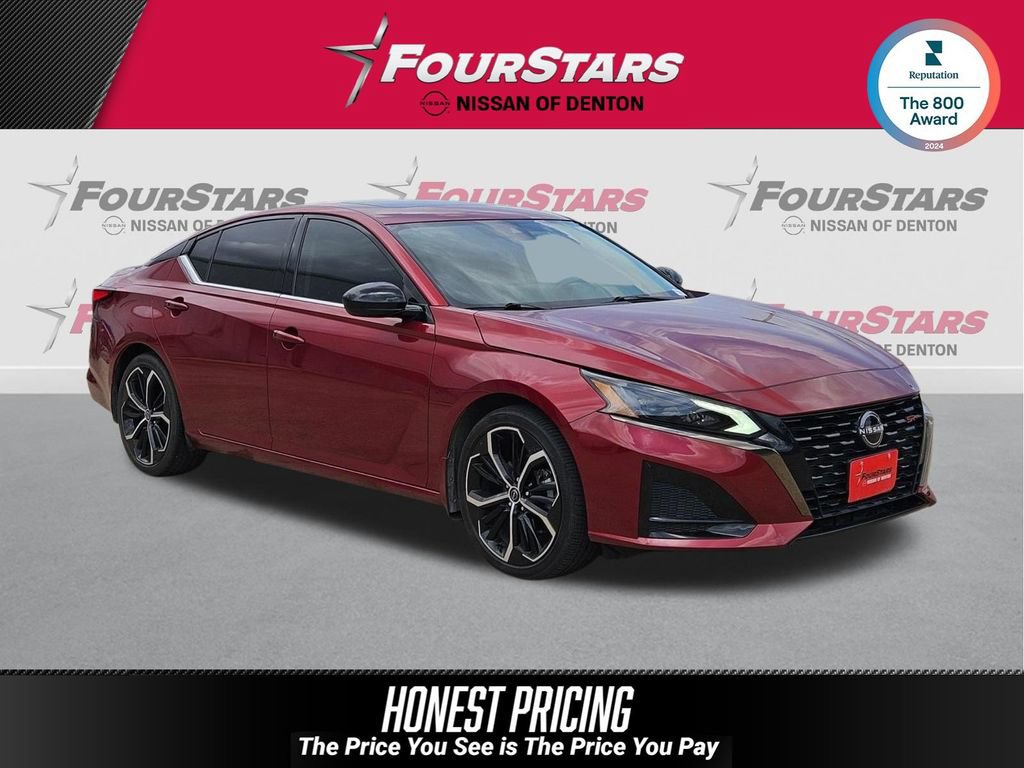 Used 2023 Nissan Altima 2.5 SR w/ SR Premium Package