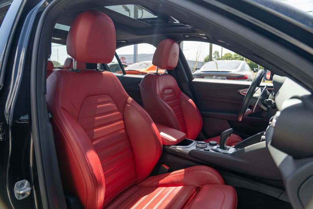 2022 Alfa Romeo Giulia Veloce