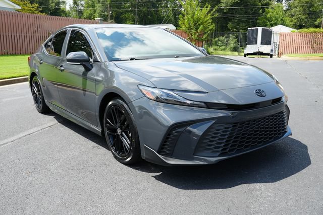 Used 2025 Toyota Camry SE