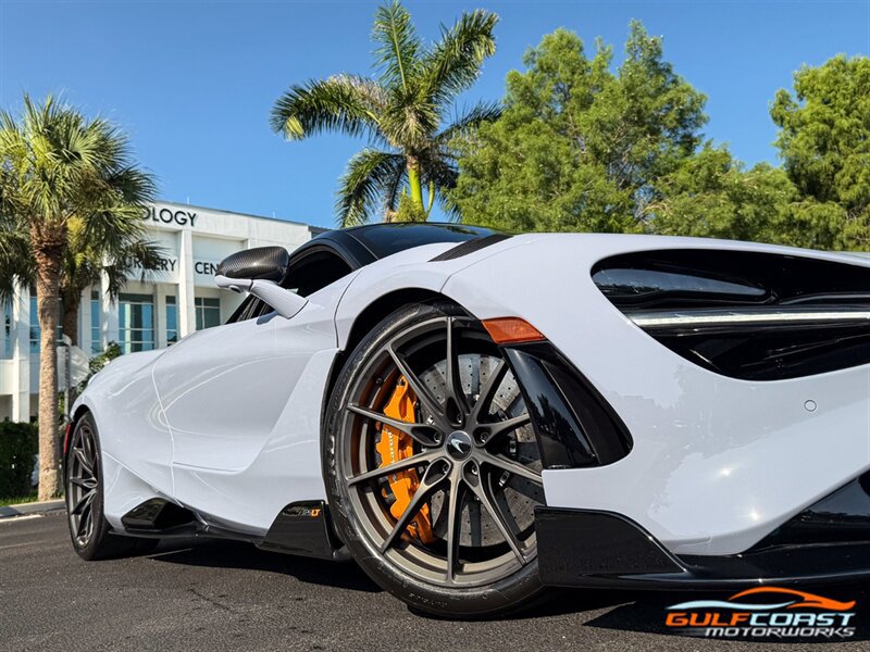 Used 2021 McLaren 765LT photo 70