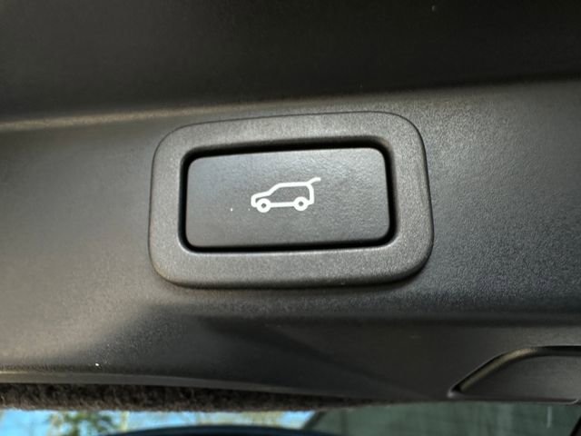 2021 Land Rover Range Rover Sport HSE Silver Edition