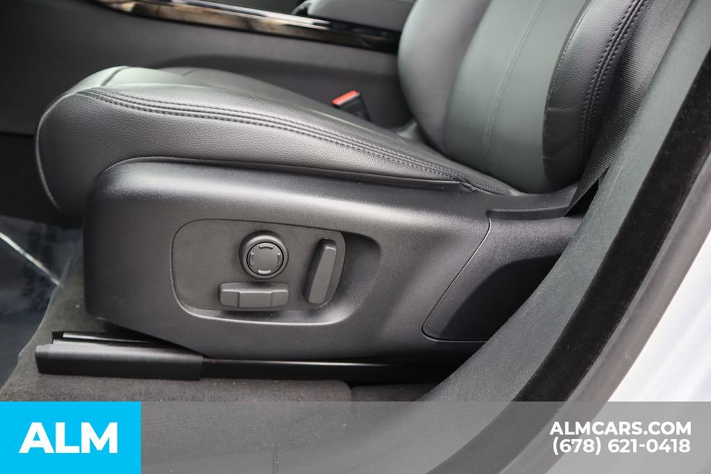 2024 Land Rover Range Rover Velar Dynamic SE