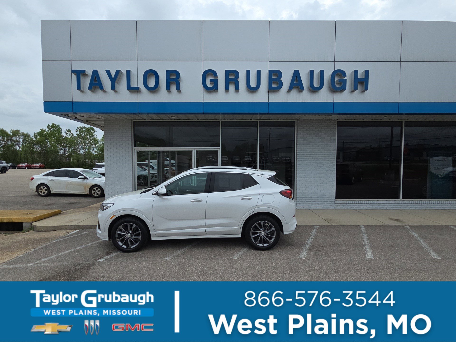 Certified 2022 Buick Encore GX Essence w/ Sport Touring Package