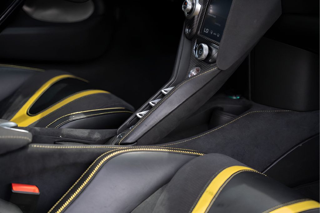 Used 2018 McLaren 720S photo 43