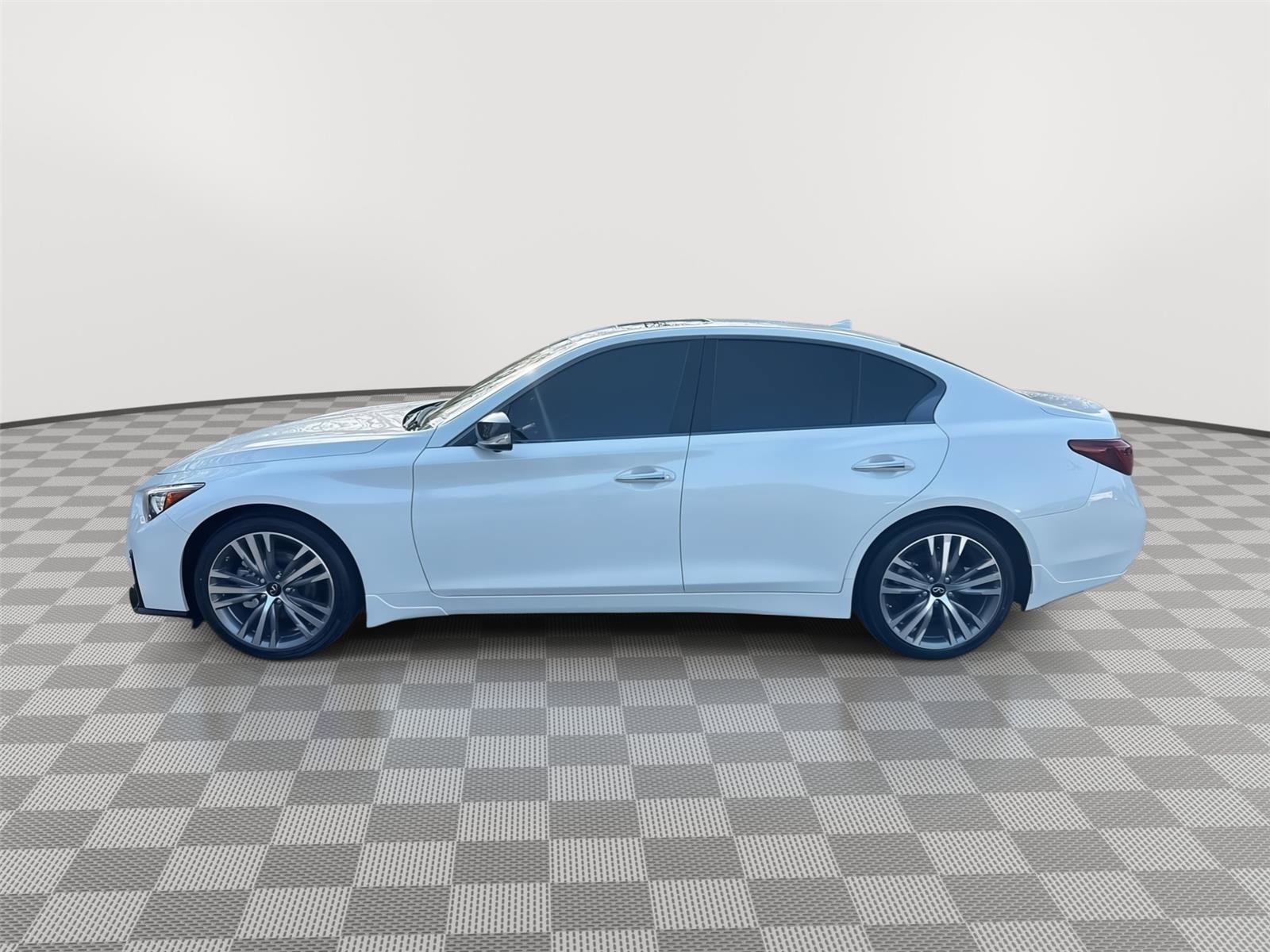 2024 INFINITI Q50 Sensory