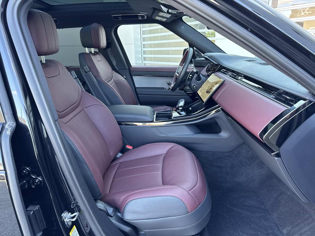 2025 Land Rover Range Rover Sport Dynamic SE