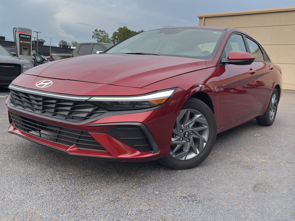 Used 2024 Hyundai Elantra SEL