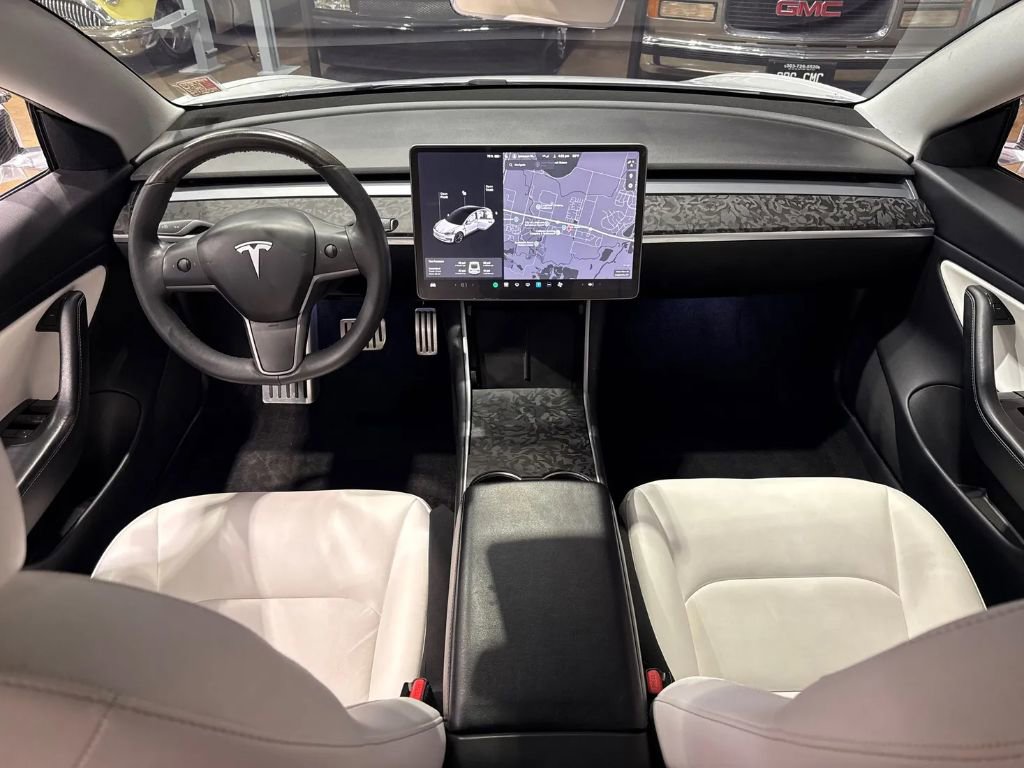 2020 Tesla Model 3 Performance