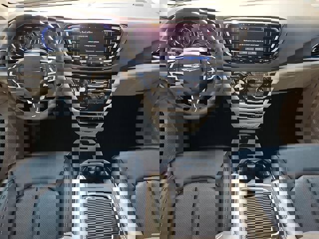 2024 Chrysler Pacifica Touring-L