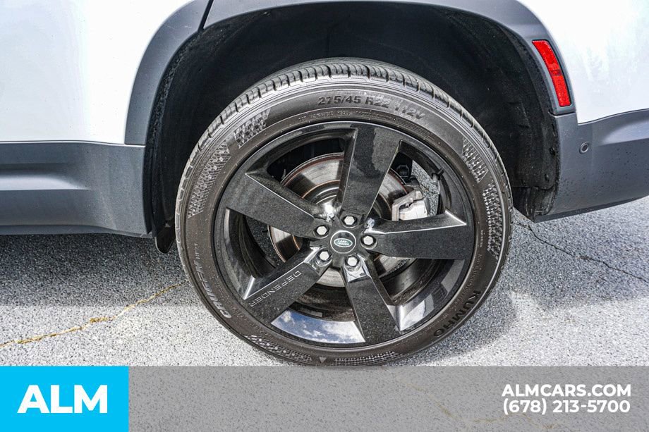 2023 Land Rover Defender 130 SE