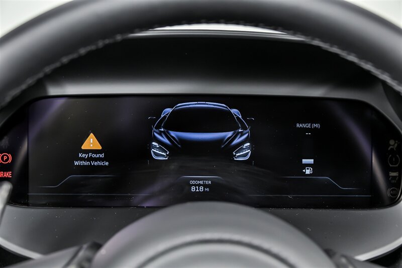 Used 2025 McLaren 750S Spider photo 22