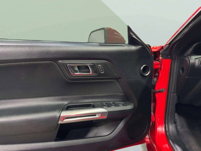 2015 Ford Mustang Convertible