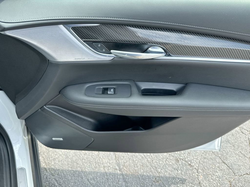 2023 Cadillac XT6 Sport