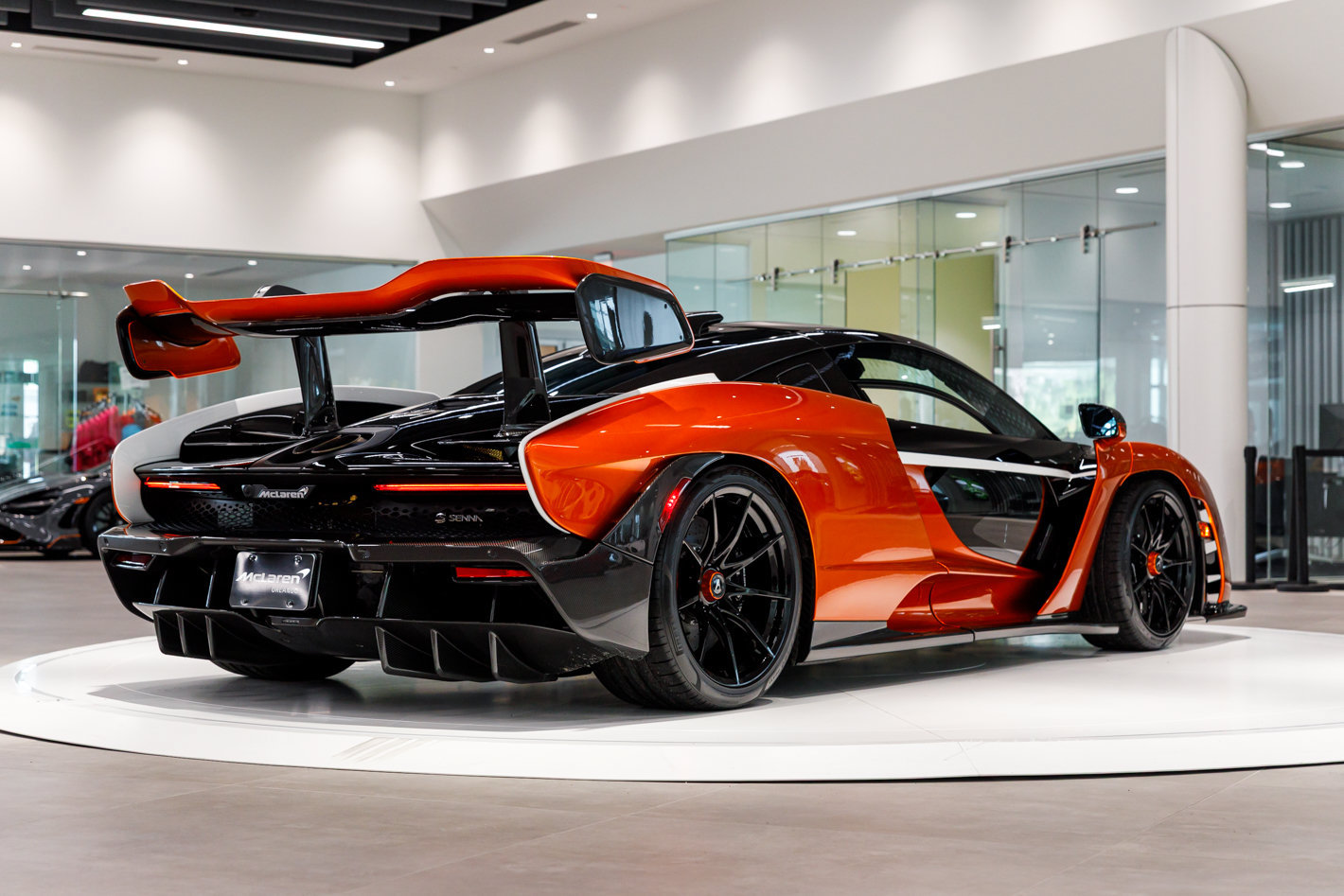Used 2019 McLaren Senna photo 26
