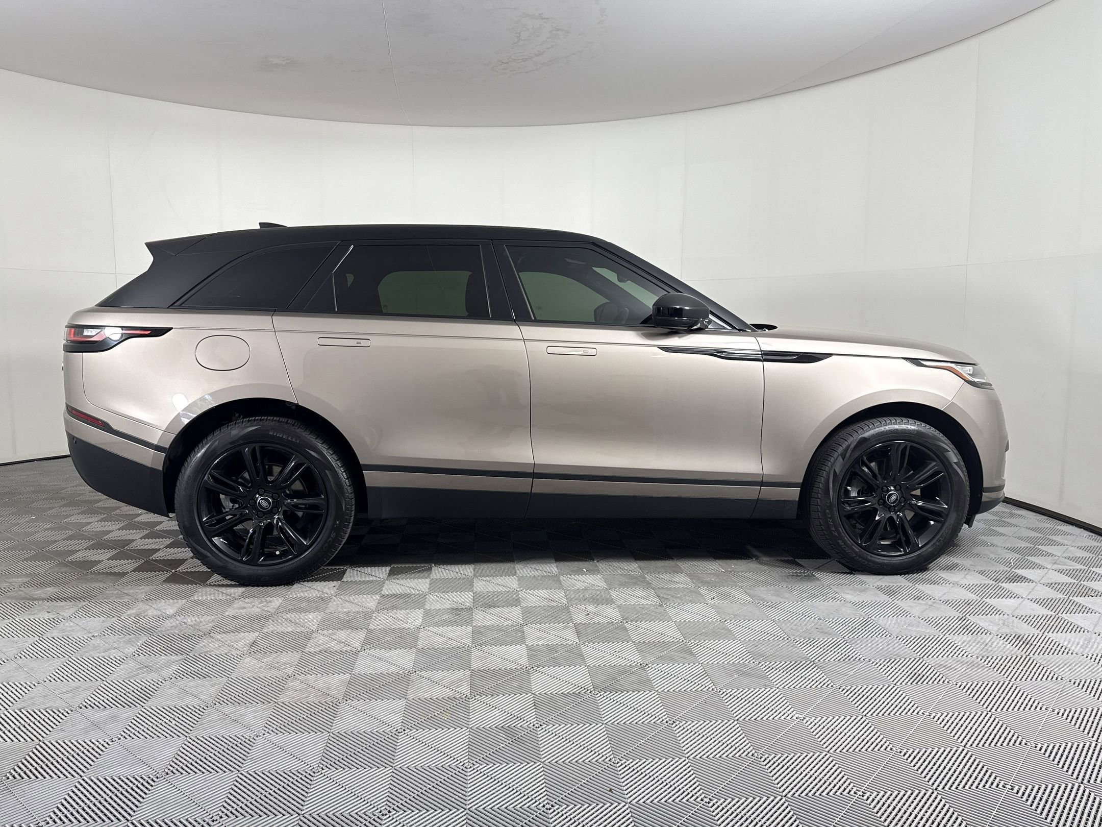 2022 Land Rover Range Rover Velar S