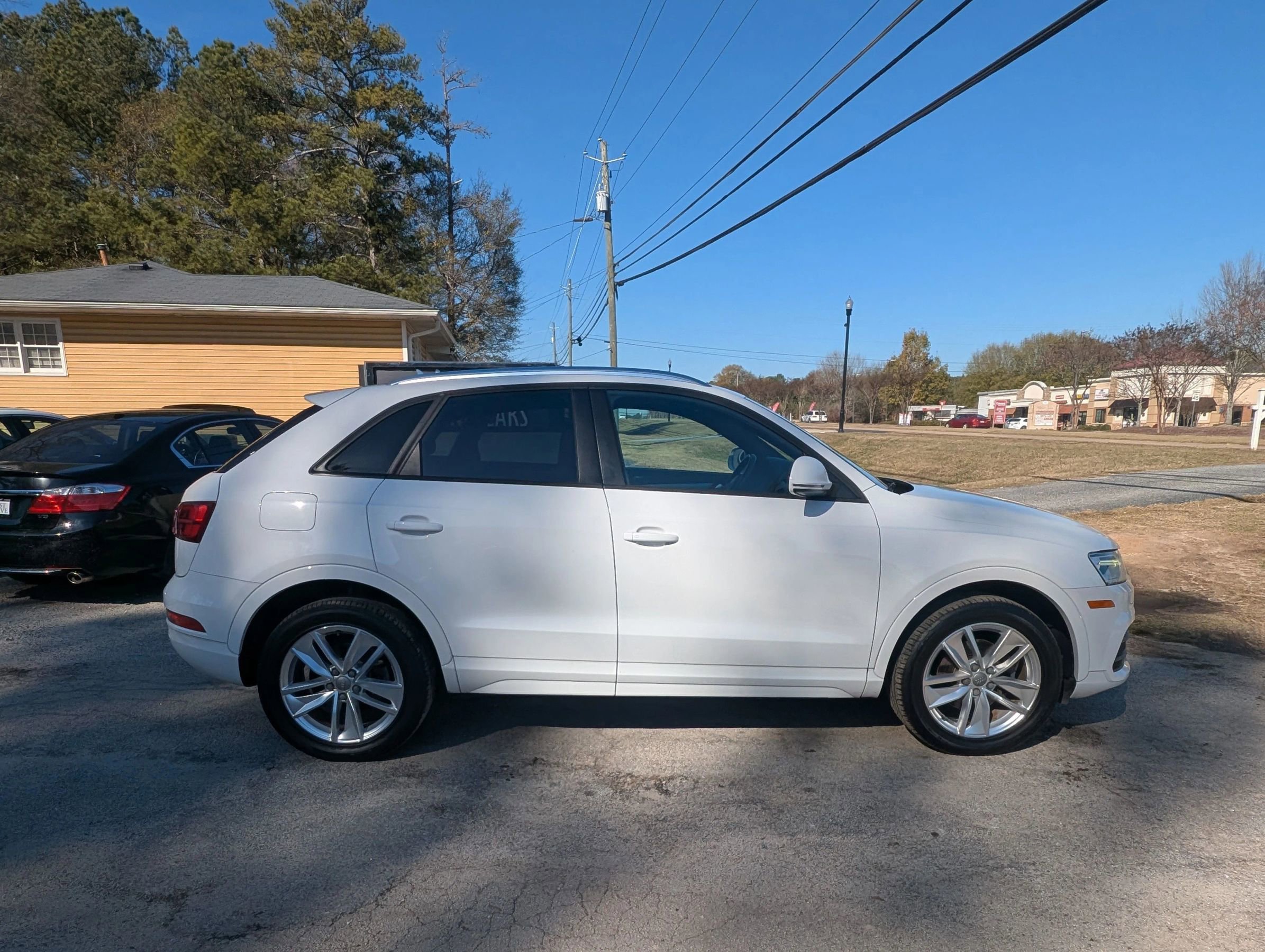 2017 Audi Q3 2.0T Premium