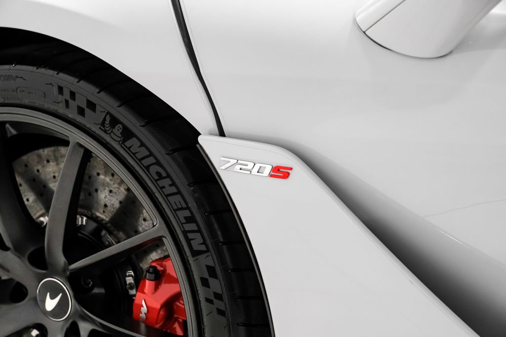 Used 2020 McLaren 720S Performance photo 46