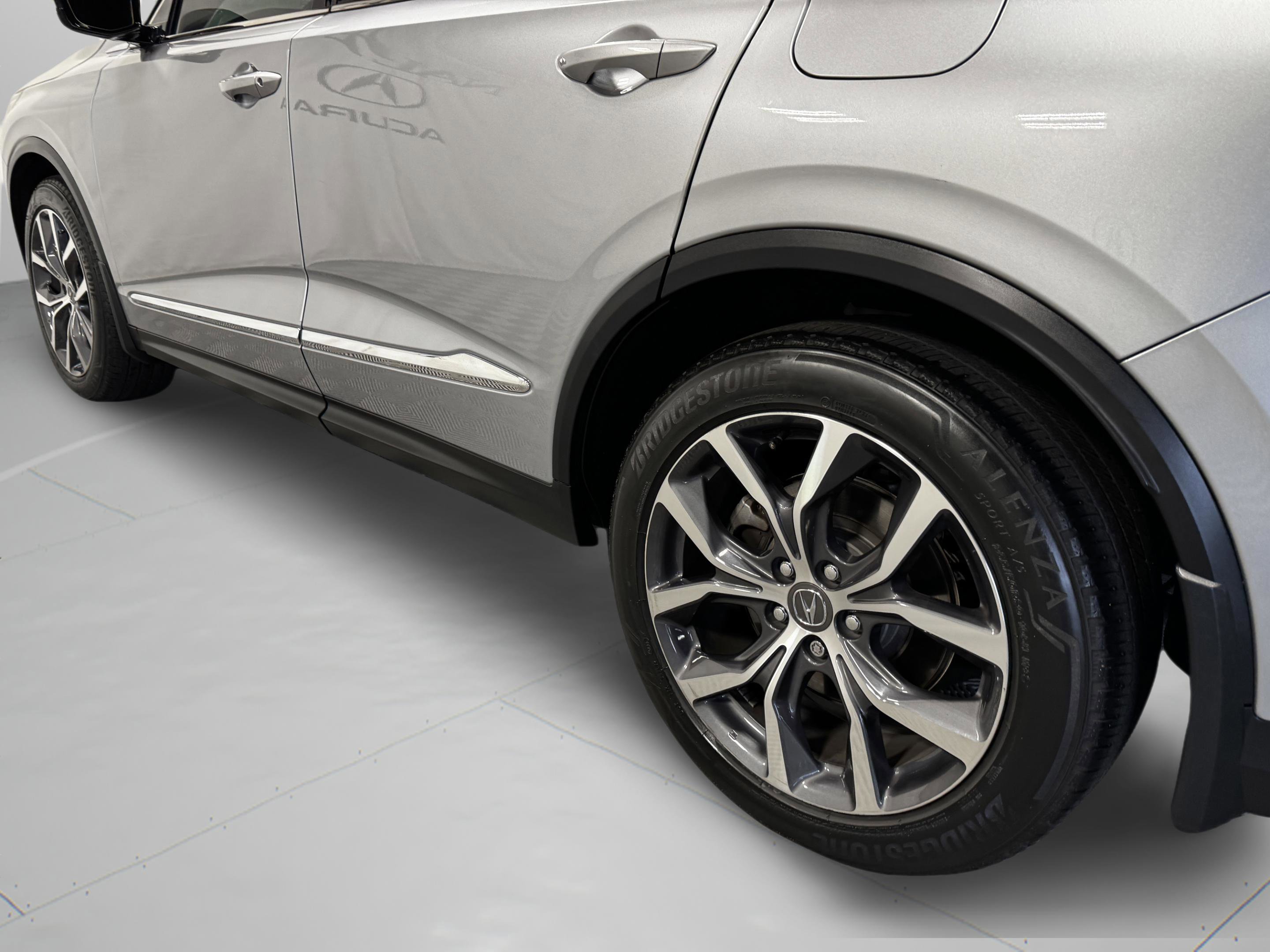 2023 Acura MDX FWD w/ Technology Package