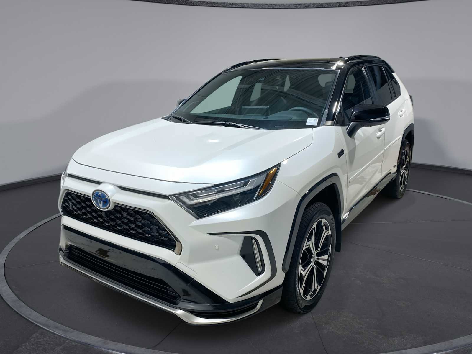 2022 Toyota RAV4 XSE