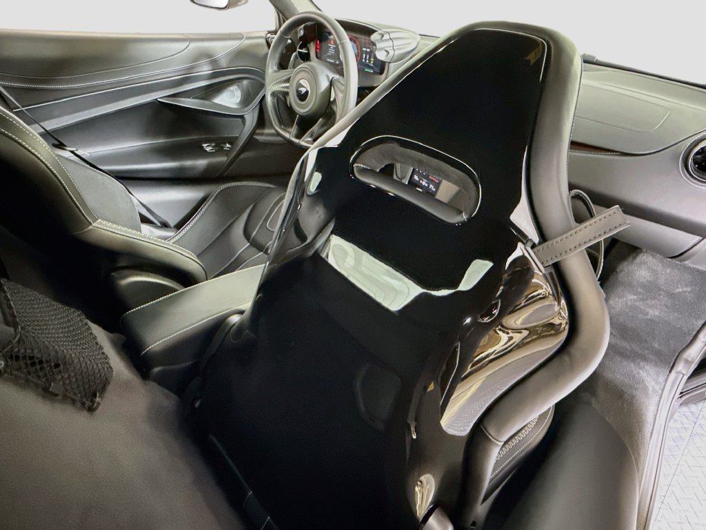 Used 2027 McLaren 750S Spider photo 19