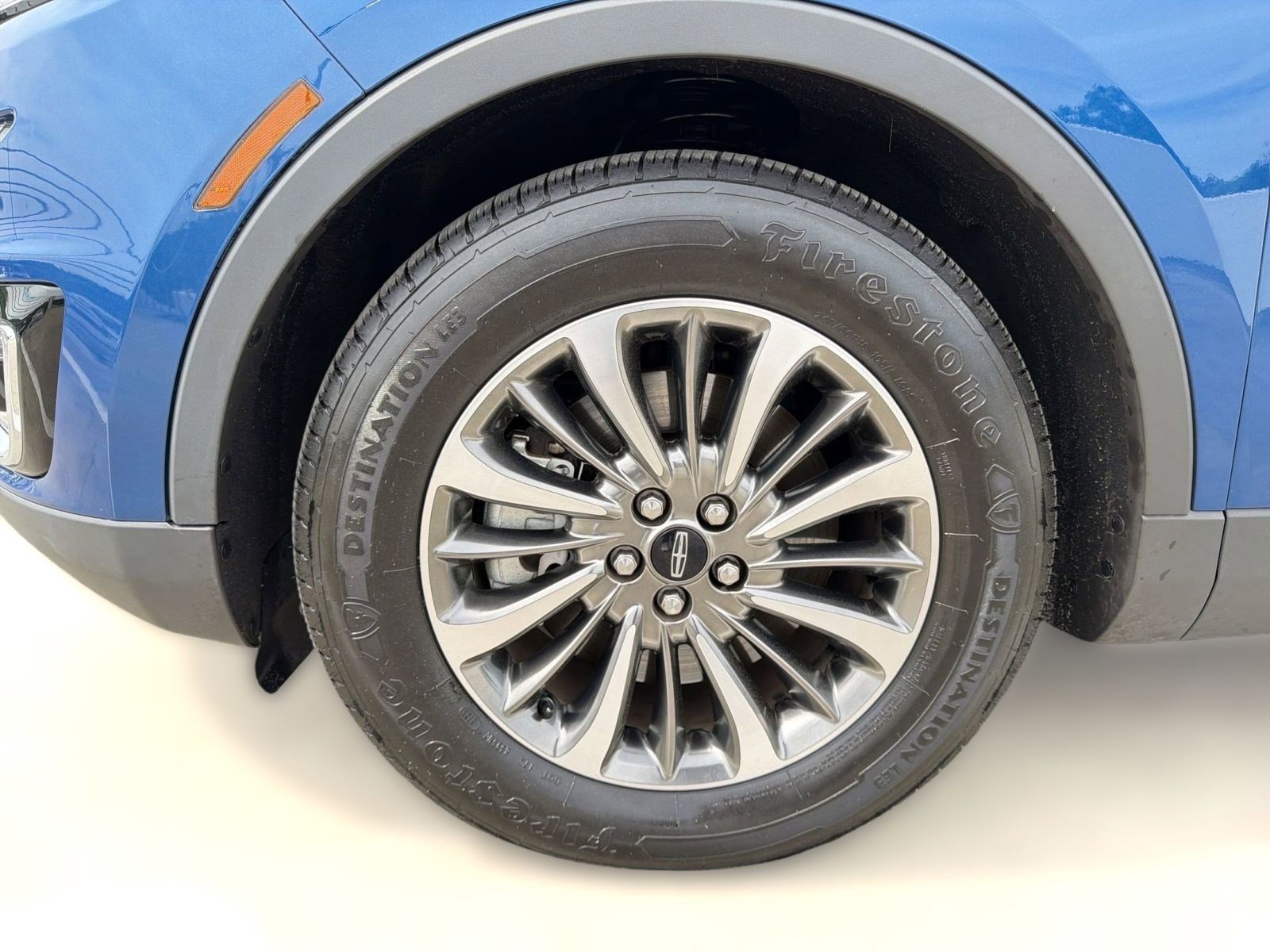 2020 Lincoln Nautilus Reserve