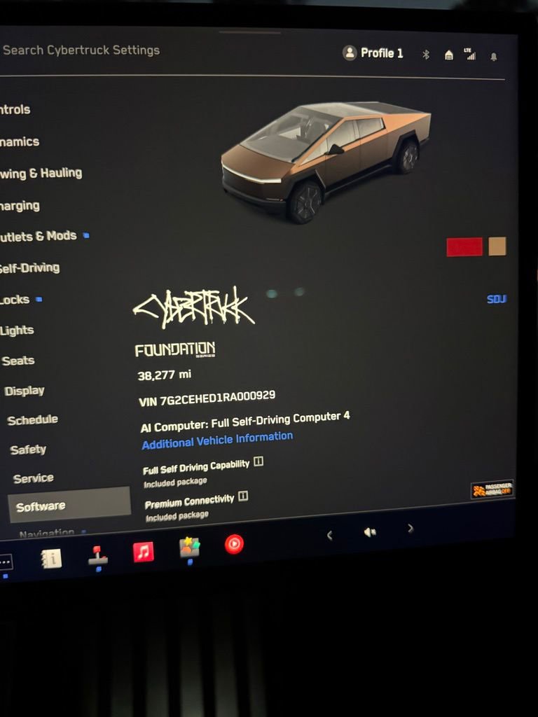 2024 Tesla Cybertruck AWD Crew Cab