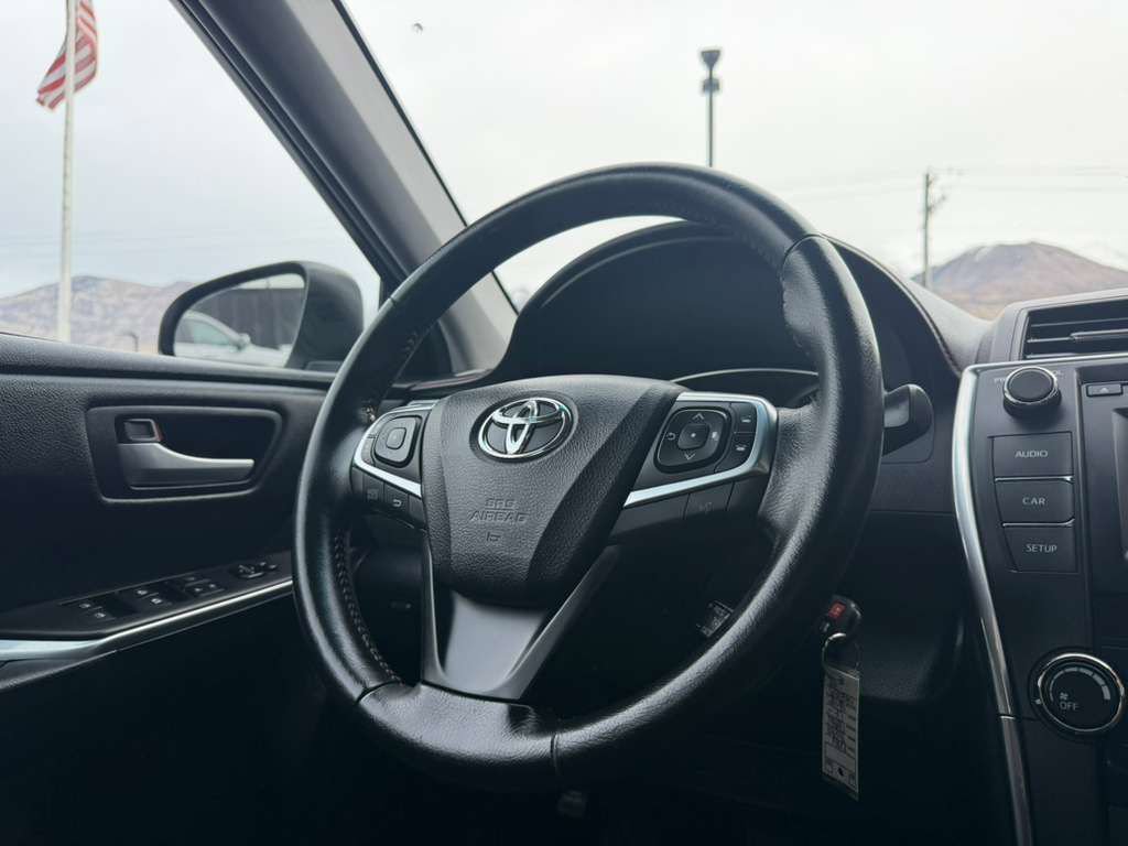 2016 Toyota Camry SE