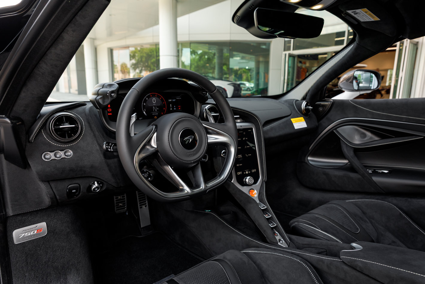 Used 2027 McLaren 750S photo 23