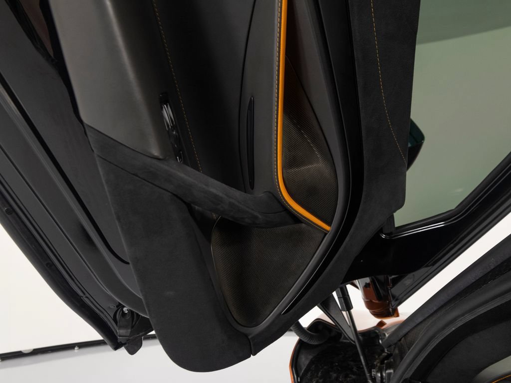 Used 2019 McLaren 720S photo 12