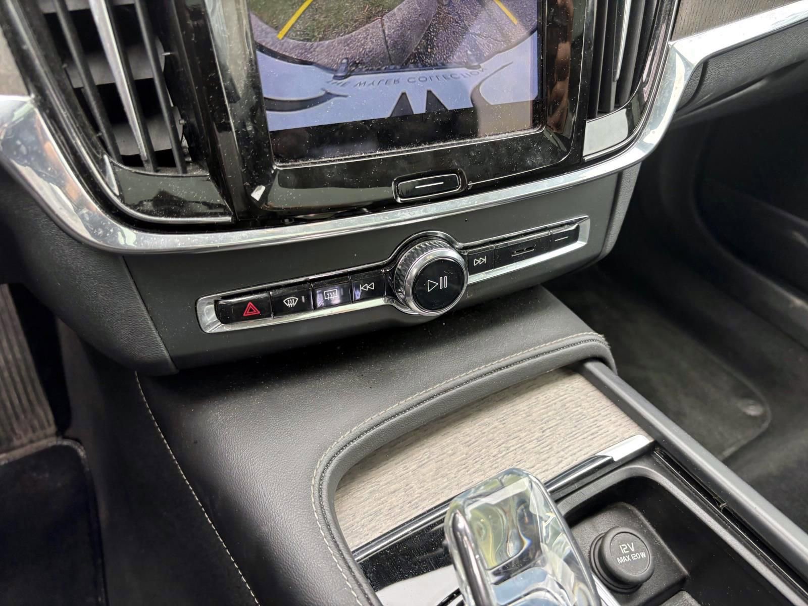 2023 Volvo S90 B6 Ultimate