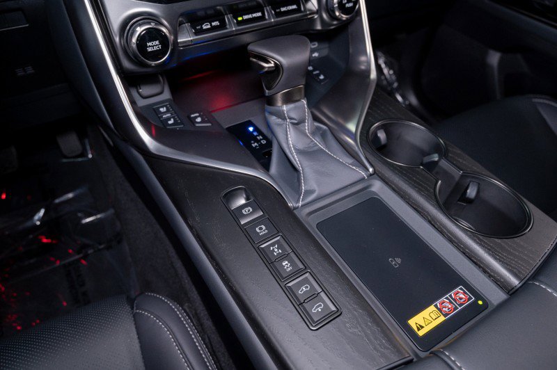 2026 Lexus LX 600 4WD w/ Luxury Package