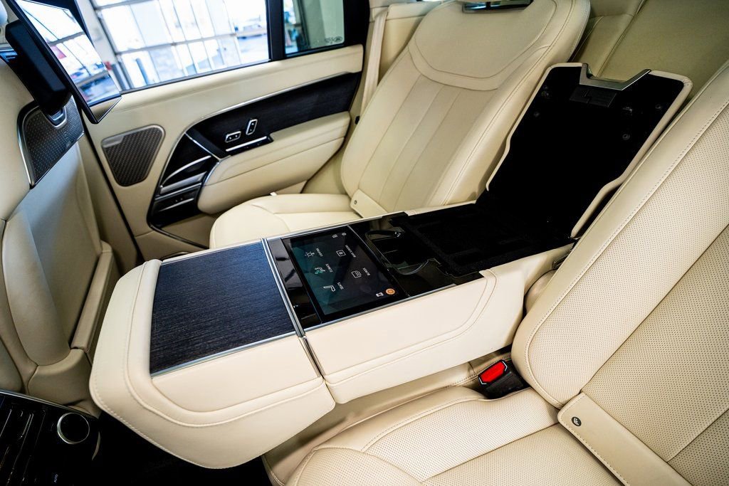 2024 Land Rover Range Rover Autobiography