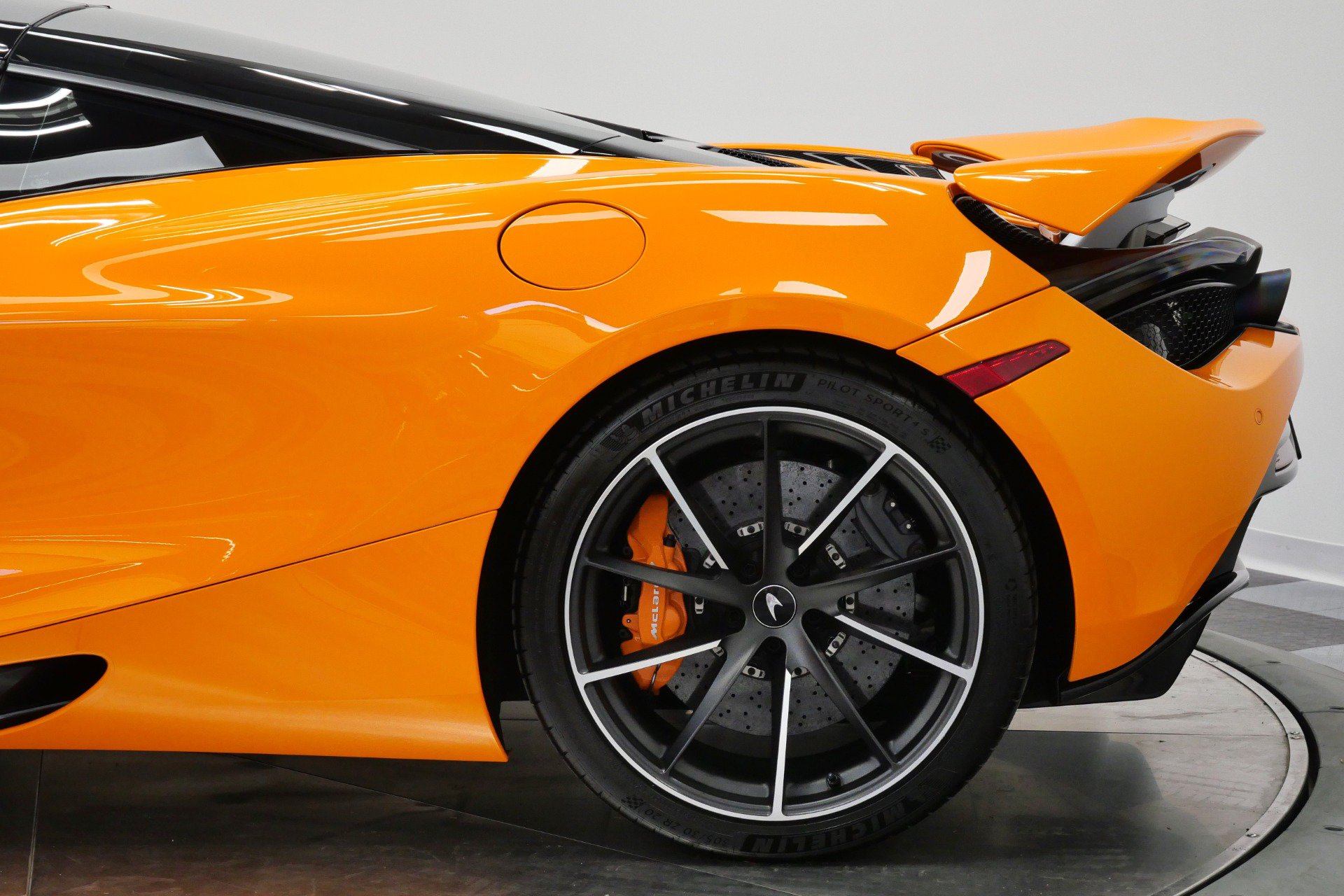 Used 2022 McLaren 720S Performance photo 56