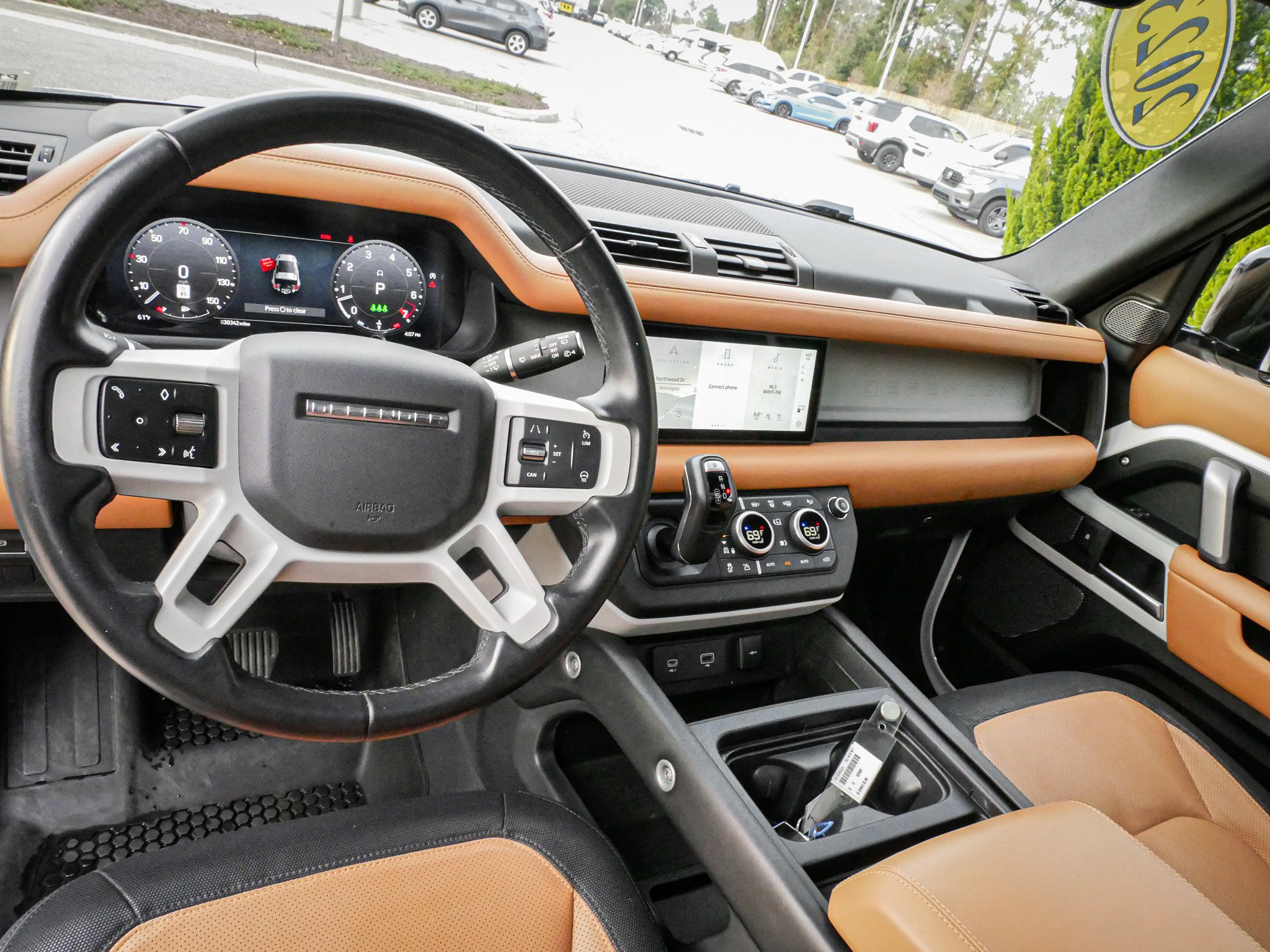 2023 Land Rover Defender 90 X-Dynamic SE