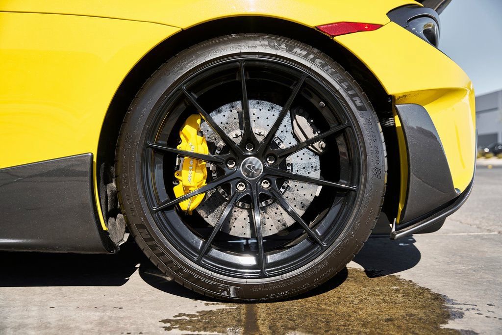 Used 2019 McLaren 600LT photo 21