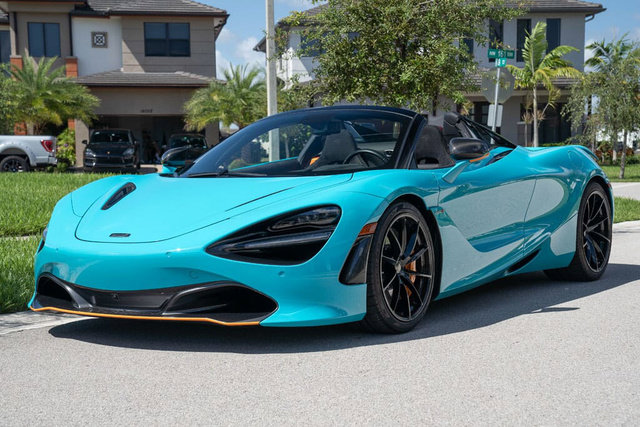 Used 2022 McLaren 720S Spider photo 14