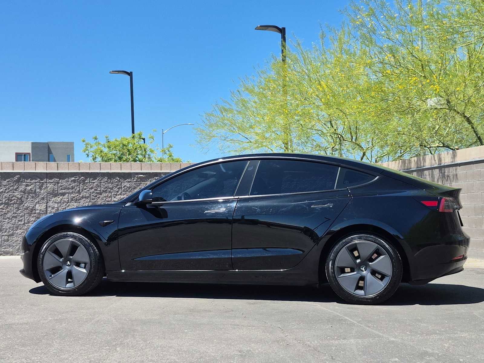 2023 Tesla Model 3 Standard Range