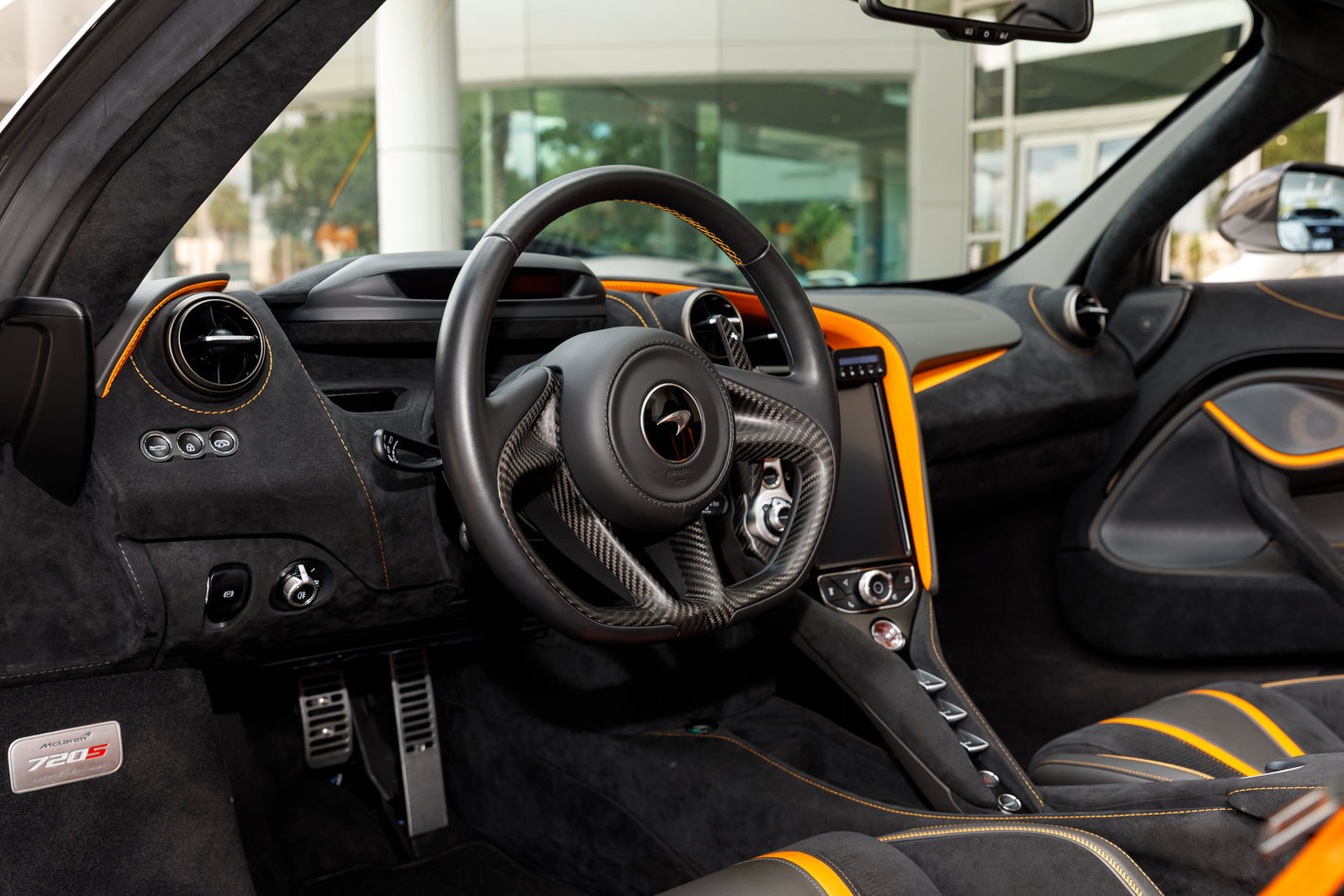 Used 2020 McLaren 720S Performance photo 28