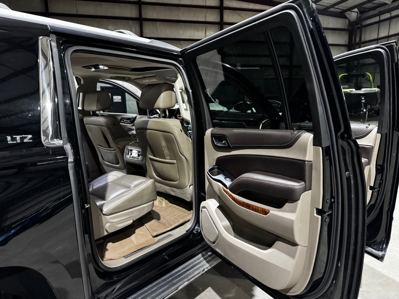 2016 Chevrolet Suburban LTZ