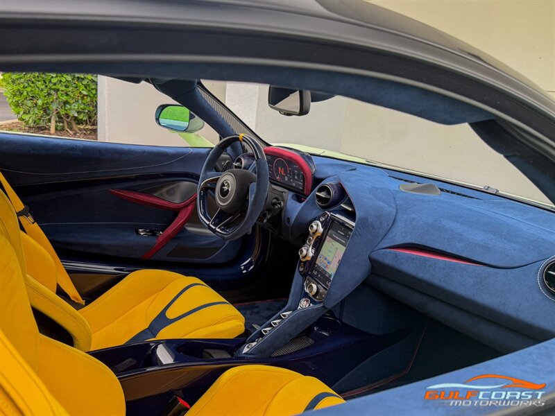Used 2021 McLaren 765LT photo 30