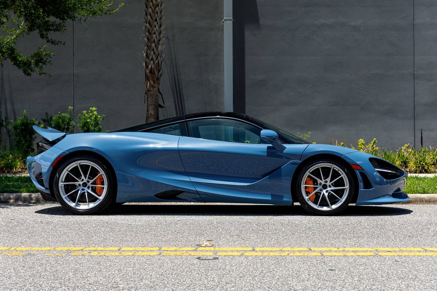 New 2027 McLaren 750S photo 7