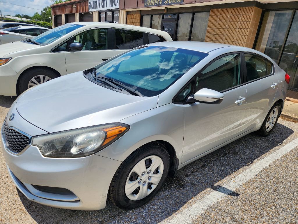 2015 Kia Forte LX AT's photo