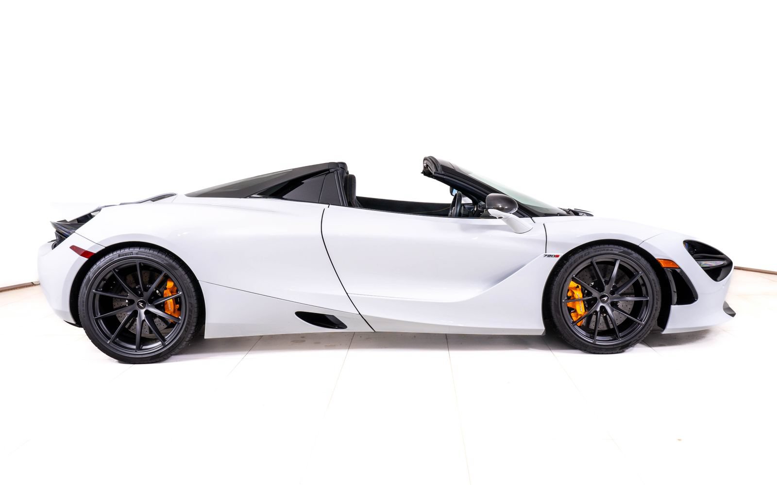 Used 2021 McLaren 720S Performance photo 8