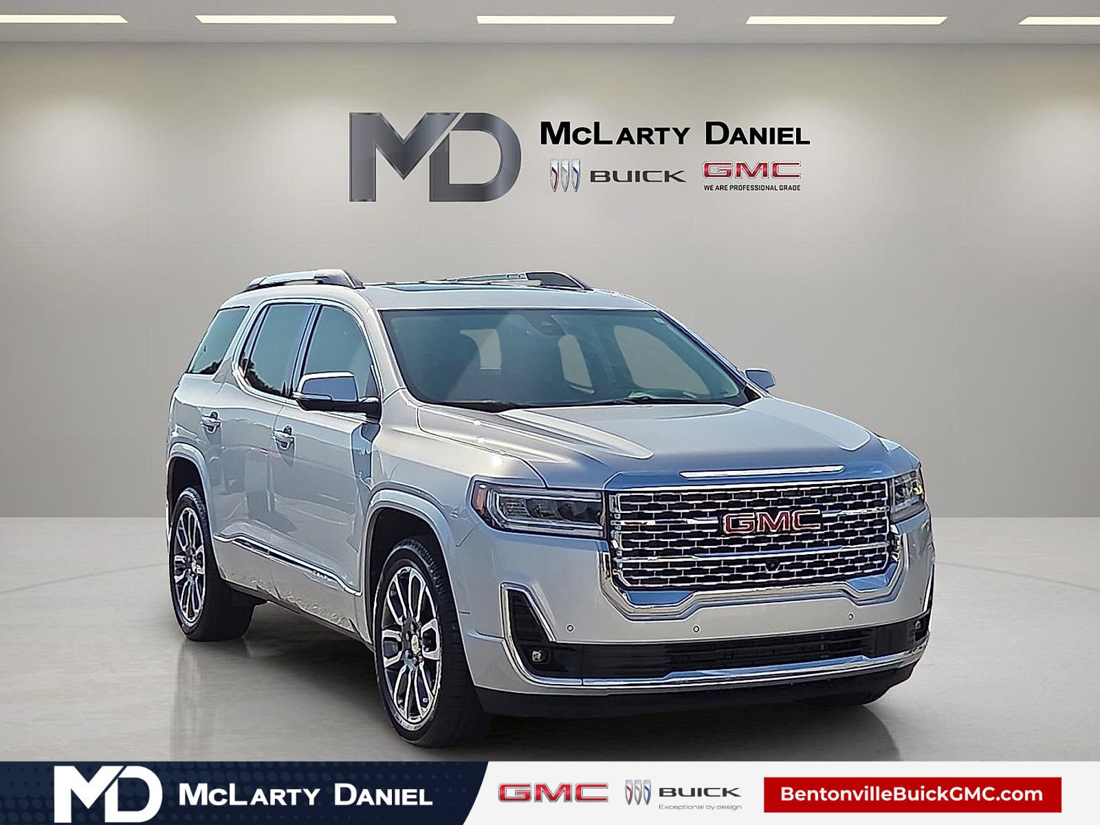 Used 2020 GMC Acadia Denali w/ Technology Package