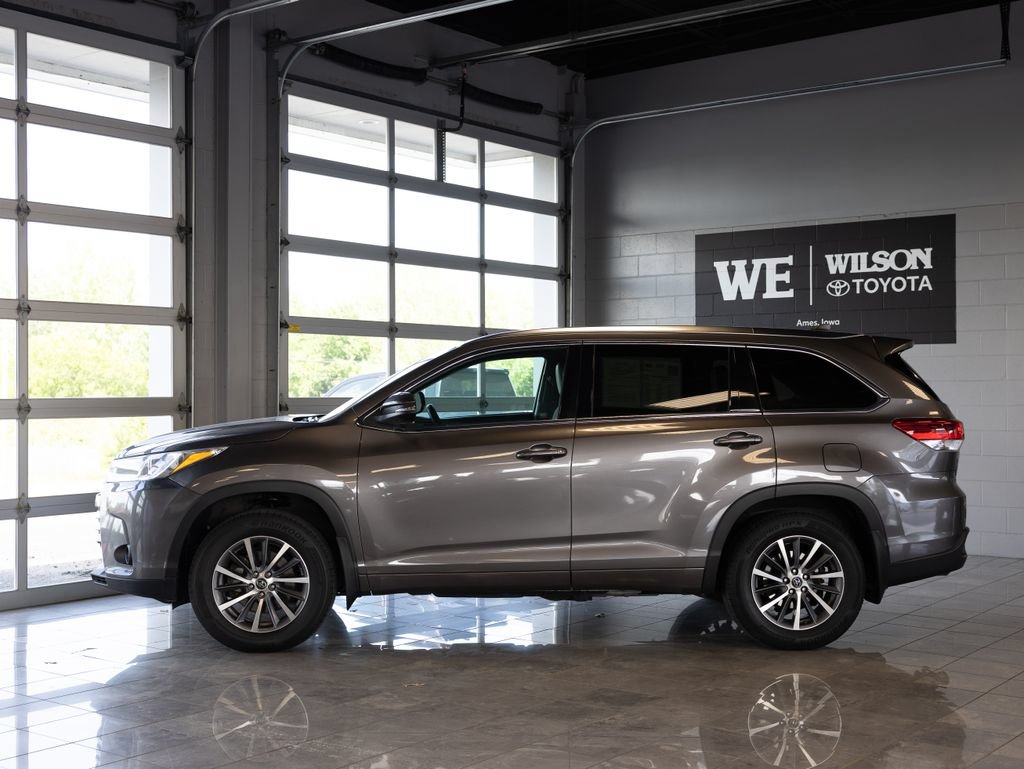 Used 2017 Toyota Highlander XLE