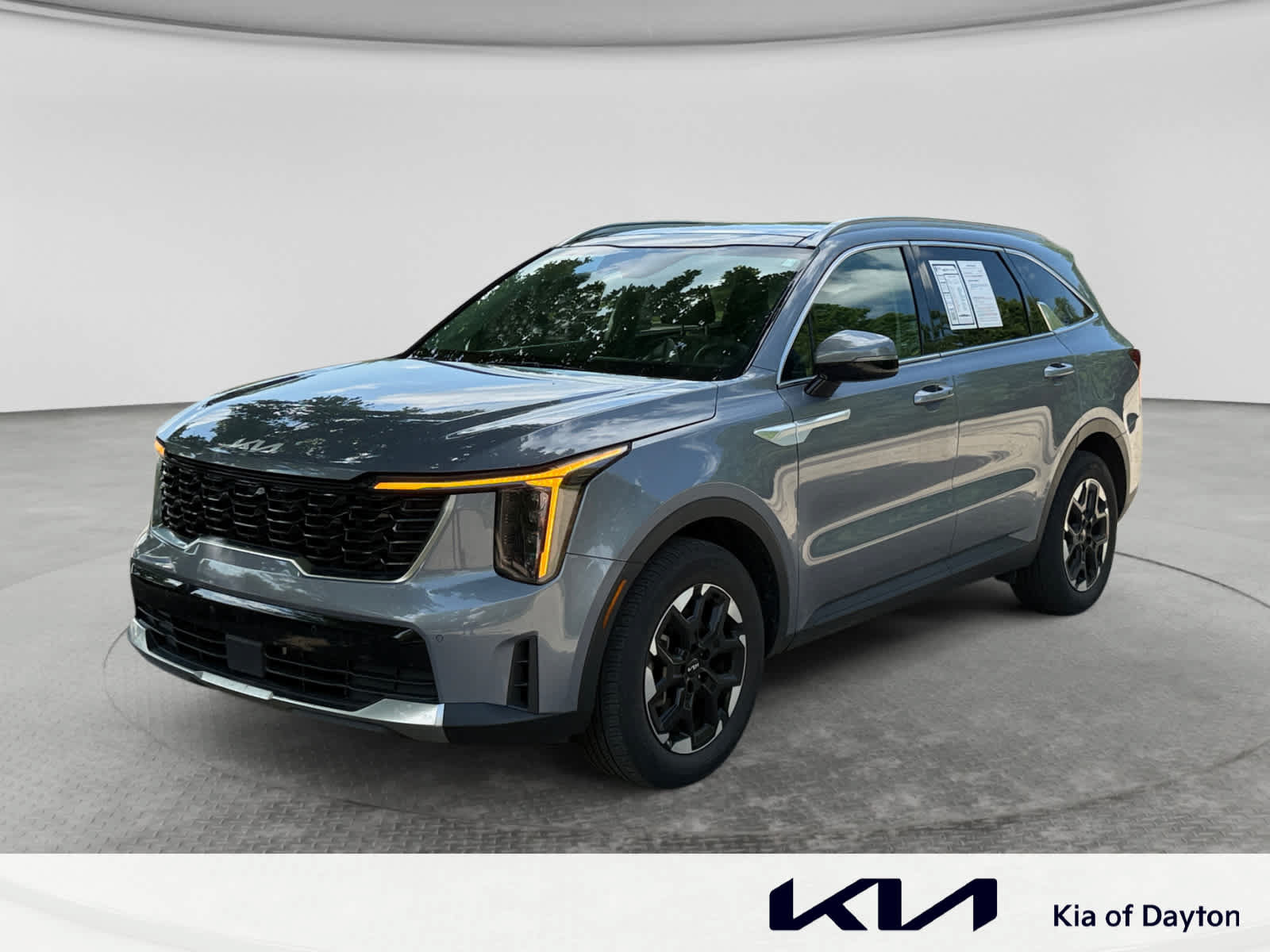 Used 2024 Kia Sorento S w/ Panoramic Sunroof Package