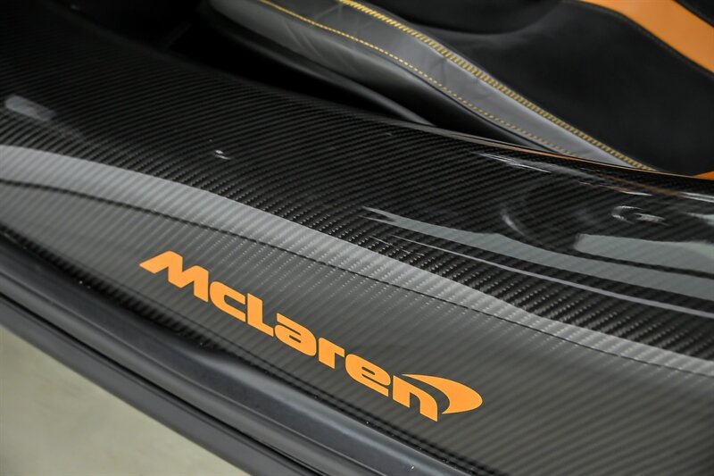 Used 2020 McLaren 720S Performance photo 33