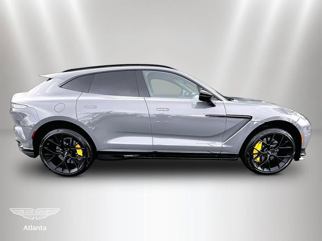 2026 Aston Martin DBX 707