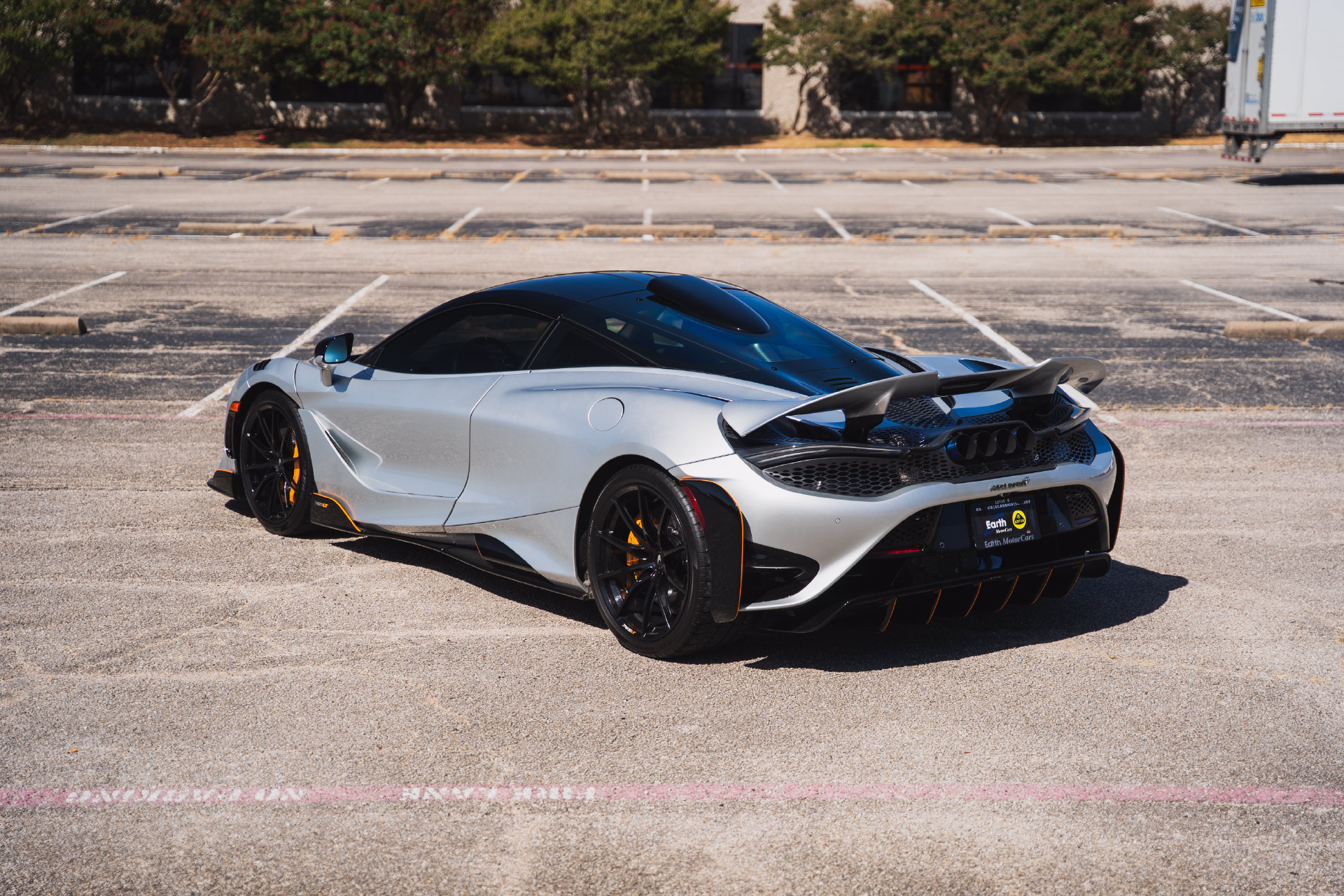 Used 2021 McLaren 765LT photo 45